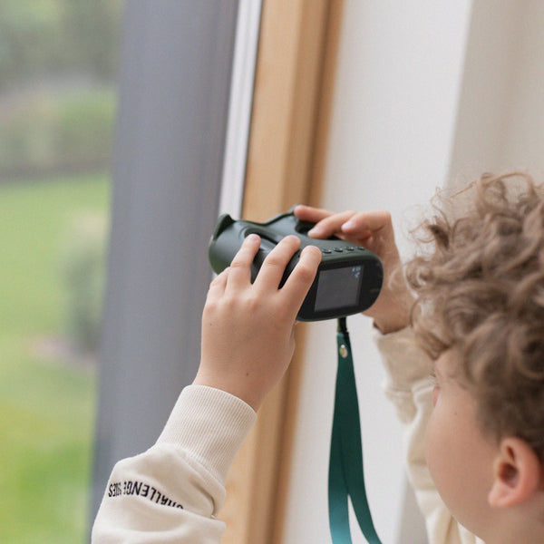 Fernglas und Mikroskop – Beige